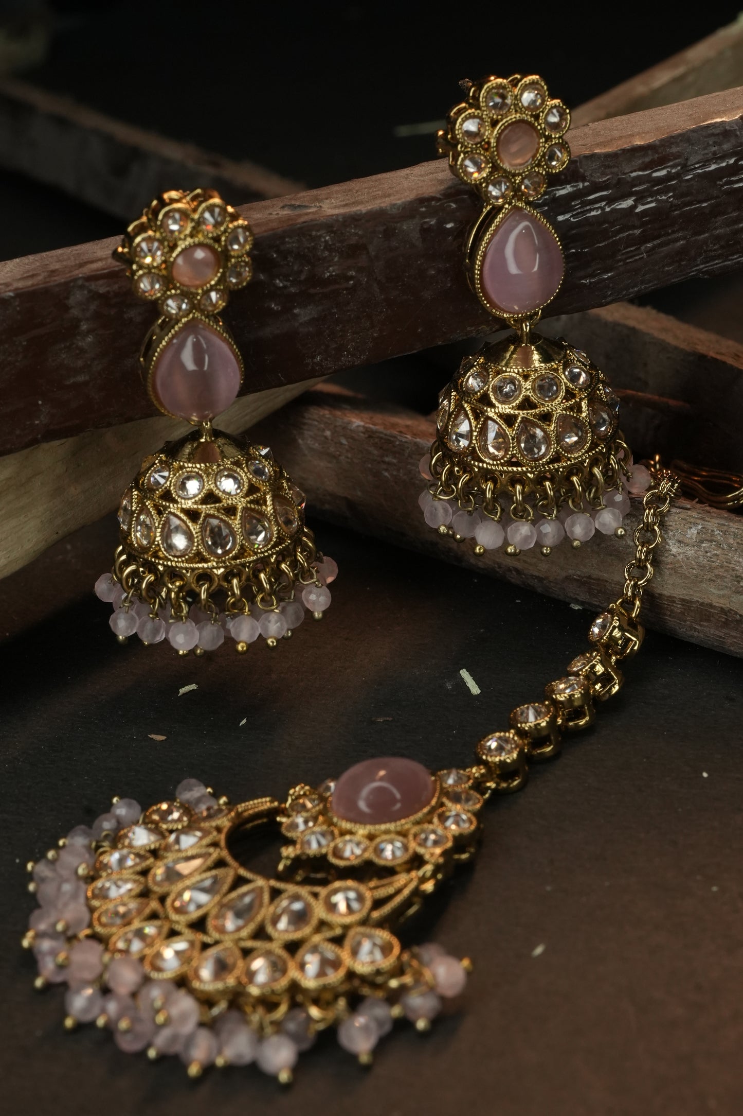 Zeenat Kundan Set