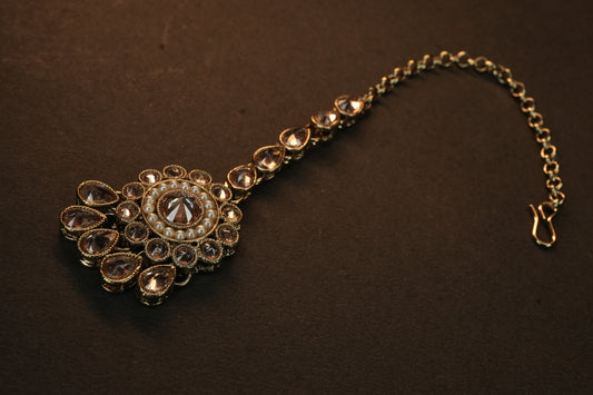 Ameera Antique Kundan Tikka