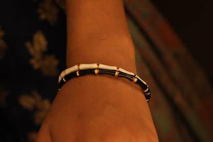 White and Black Beaded Bracelet