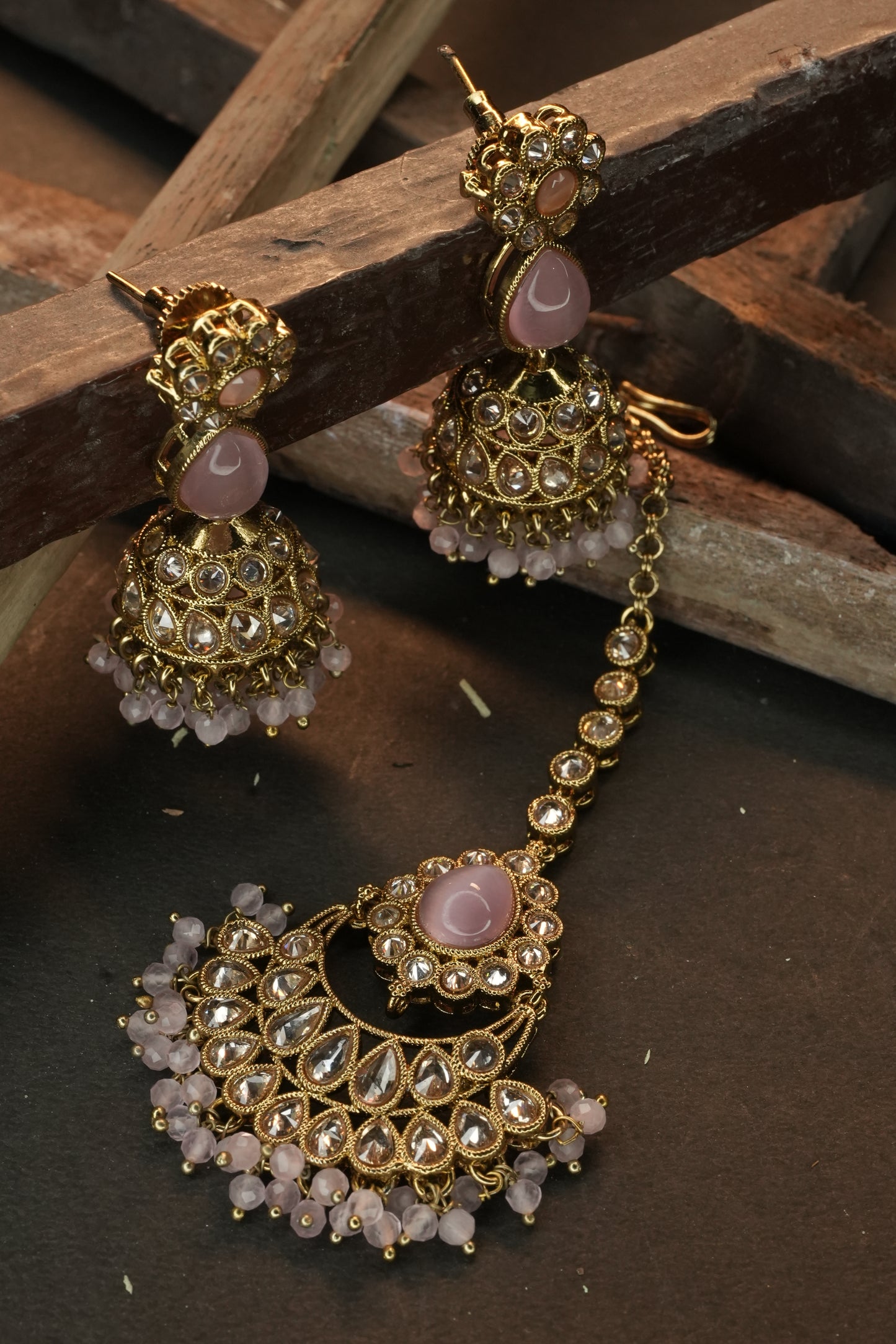Zeenat Kundan Set