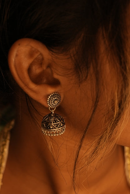 Antique Black and Gold Jhumka