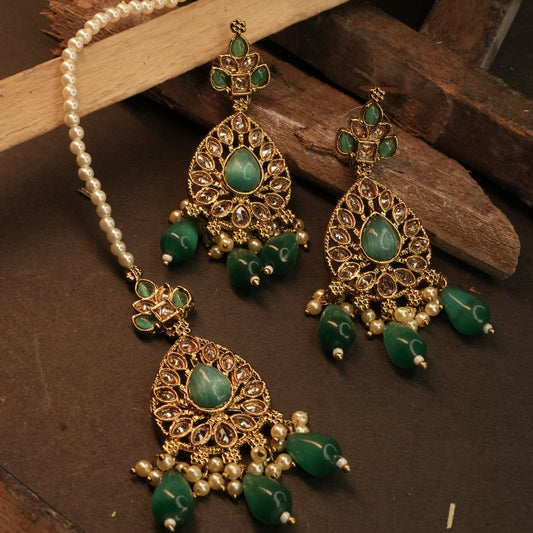 Eira Kundan Set