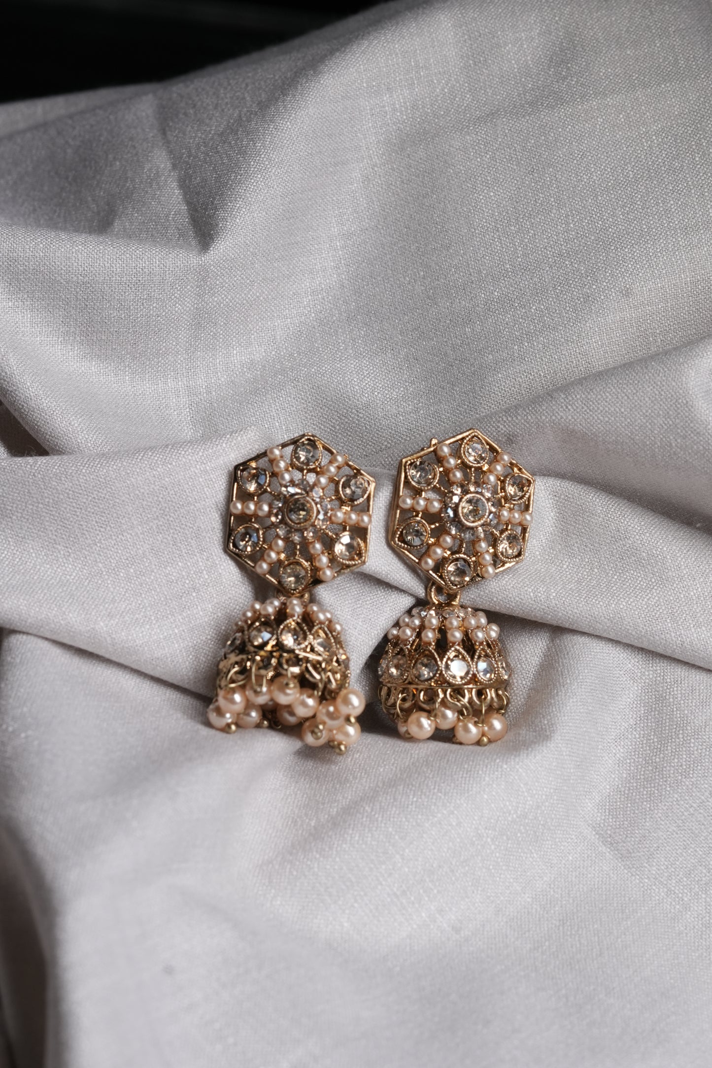 Vintage Radiance Kundan Jhumka